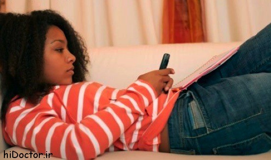 black-female-teen-texting.jpg