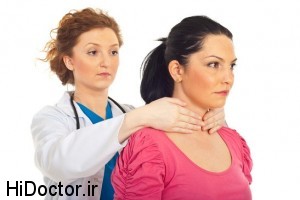 Endocrinologist examine thyroid woman