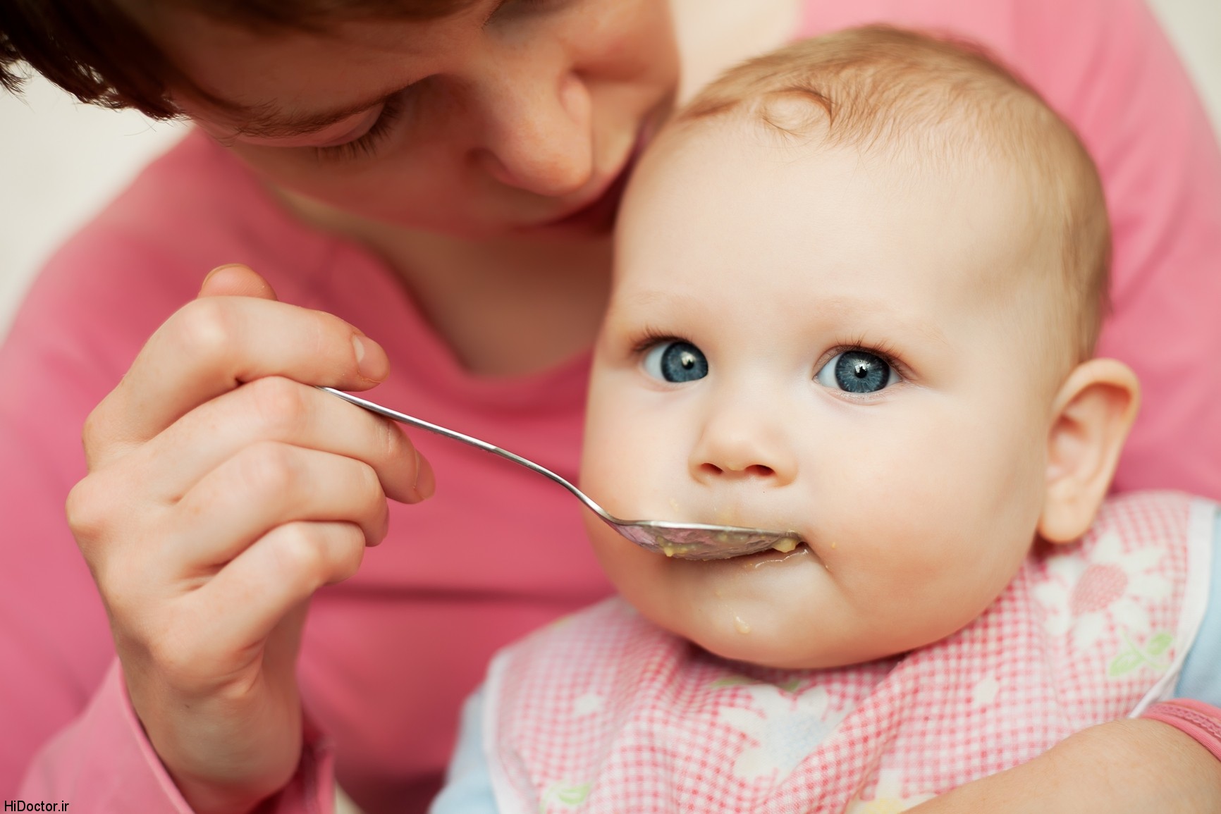 Baby First Foods اضافه کردن نمک به غذای کودک ممنوع