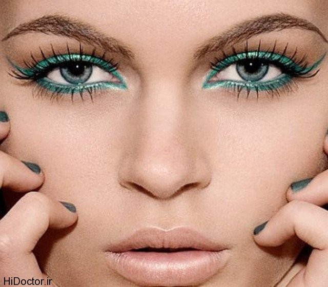 12082-get-inspired-wear-colored-liner-this-summer-beauty-high-640x560