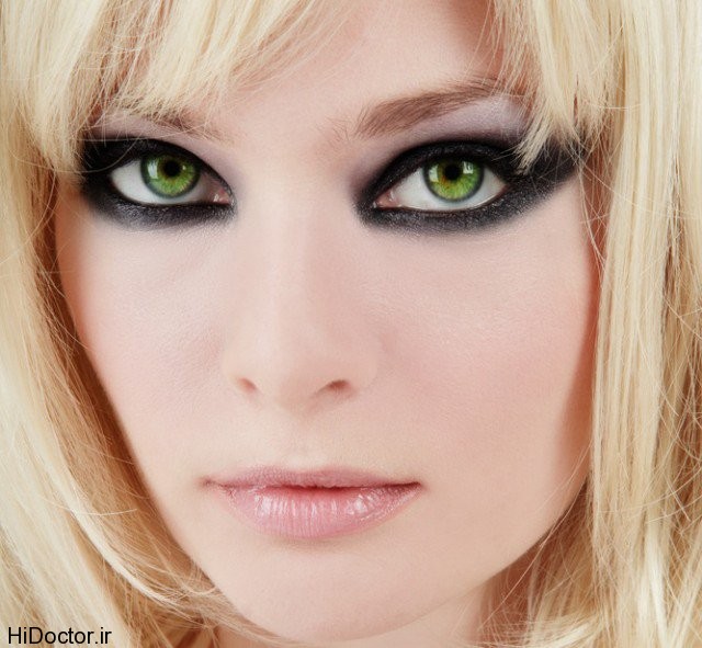 Smokey eyes make up on green eyes sortrature comstriking makeup ideas for green eyes1 640x591 وقتی با میکاپ می‌خوابید چه می شود؟