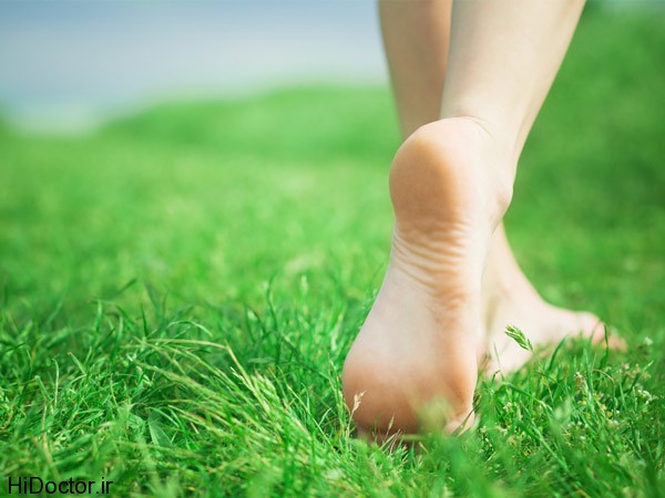 barefoot هر روز 60 دقیقه با پای برهنه راه بروید