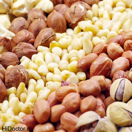 Nuts 10 ماده غذایی سرشار از گلوتامین که باید در رژیم غذایی داشته باشید