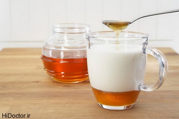 almond-milk-with-honey