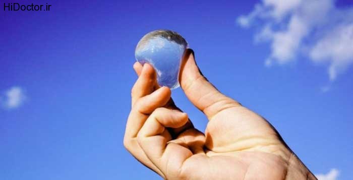 Edible-Water-Blobs-Invented-to-Reduce-Pollution-from-Water-Bottles