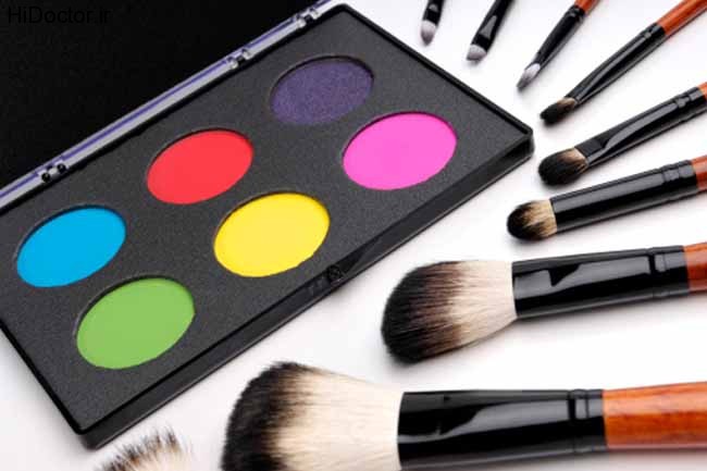 Colorful eyeshadow palette and make-up brushes