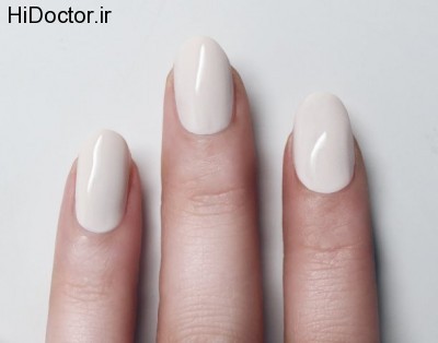 apply-white-nail-polish
