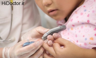 1068596_child-diabetes-insulin-check-15