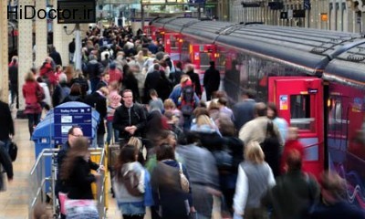 Rail-passengers-at-Paddin-006