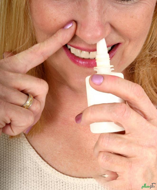 woman-with-nasal-spray