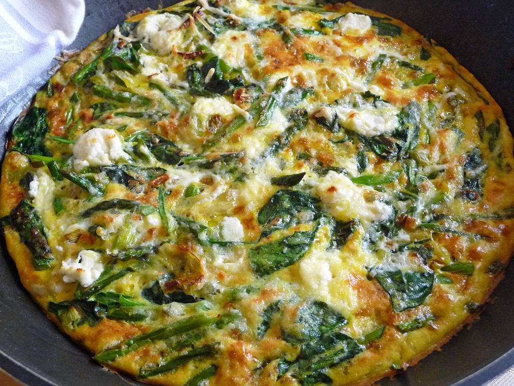 asparagus-leek-spinach-frittata-1