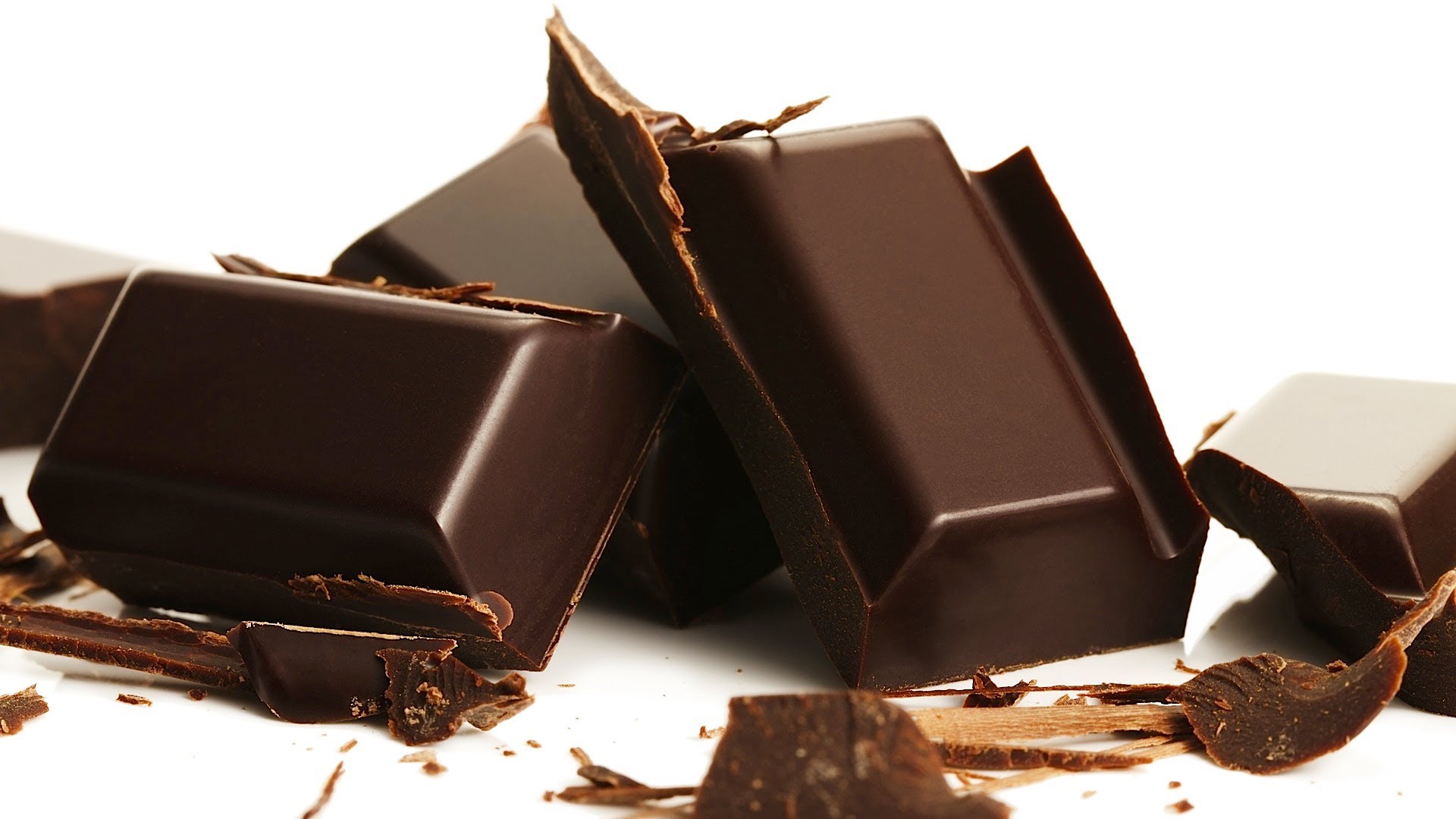 با مصرف شکلات از سکته قلبی در امان بمانید