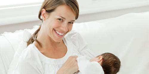 مزایای شیر مادر برای سلامت نوزاد 