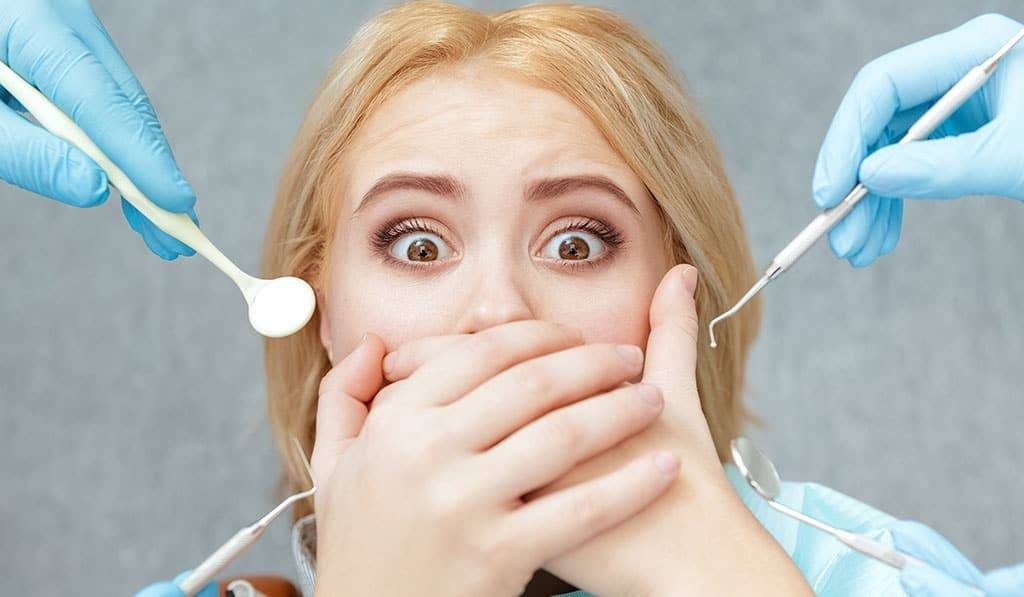 کنترل ترس از دندانپزشکی فوبیای دندانپزشکی غلبه بر ترس از دندانپزشکی روش های مقابله با ترس از دندانپزشکی دلیل ترس از دندانپزشکی درمان مشکلات دندان‌ها چطور بر ترس از دندانپزشکی غلبه کنیم؟ چرا از دندانپزشکی می ترسیم اضطراب از دندانپزشکی   کنترل ترس از دندانپزشکی فوبیای دندانپزشکی غلبه بر ترس از دندانپزشکی روش های مقابله با ترس از دندانپزشکی دلیل ترس از دندانپزشکی درمان مشکلات دندان‌ها چطور بر ترس از دندانپزشکی غلبه کنیم؟ چرا از دندانپزشکی می ترسیم اضطراب از دندانپزشکی   