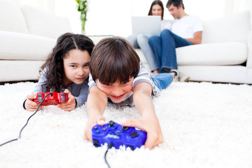 نقش بازی ویدئویی در رشد مهارت کودک رشد مهارت های حرکتی کودکان بچه های اوتیست و بازی بازی ویدئویی برای کودک مفید است یا مضر بازی های ویدئویی فعال 