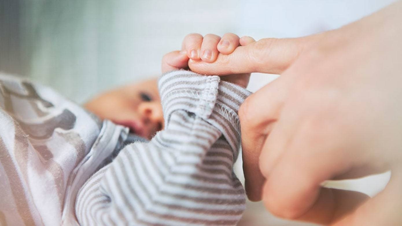 نشانه های زگیل تناسلی میزان شیوع سیفلیس مادرزادی کودک مبتلا به سیفلیس سیفلیس نوزادان سرطان سرویکال ارتباط HIV و سیفلیس 