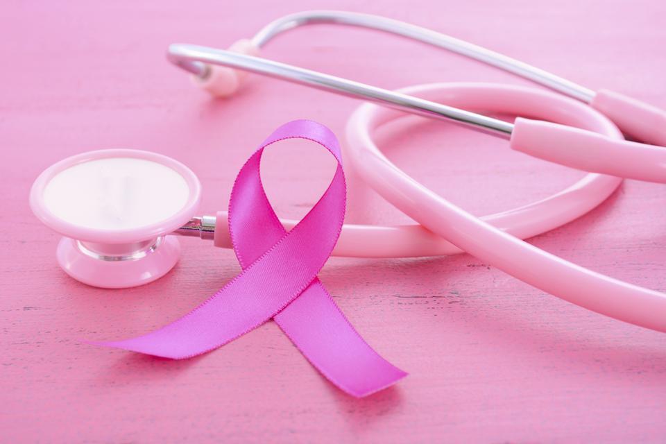 تاثیرات منفی چاقی بر سرطان پستان