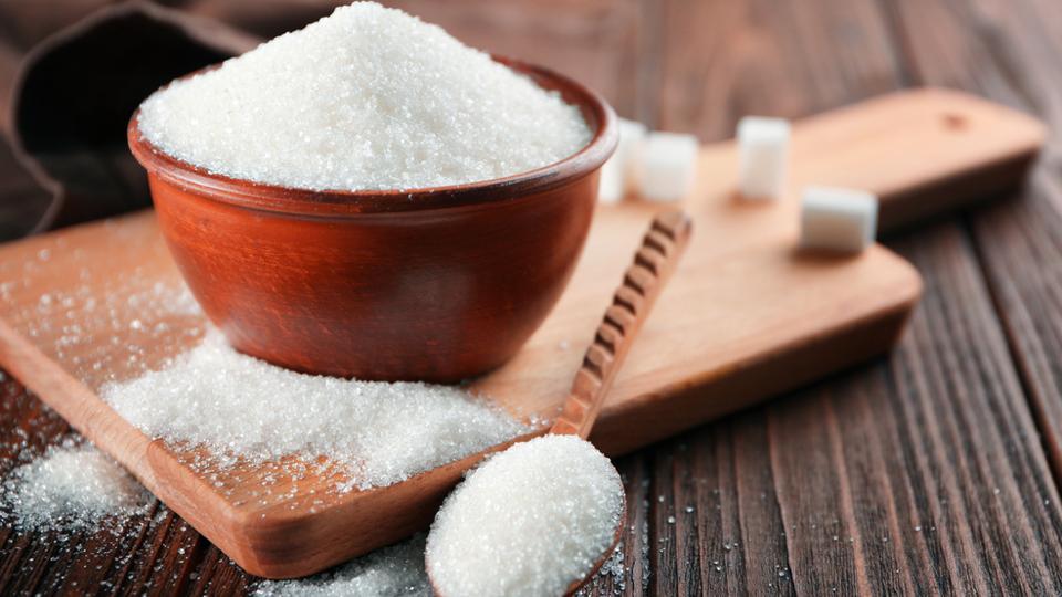 ارتباط مصرف قند و شکر با ابتلا به سرطان