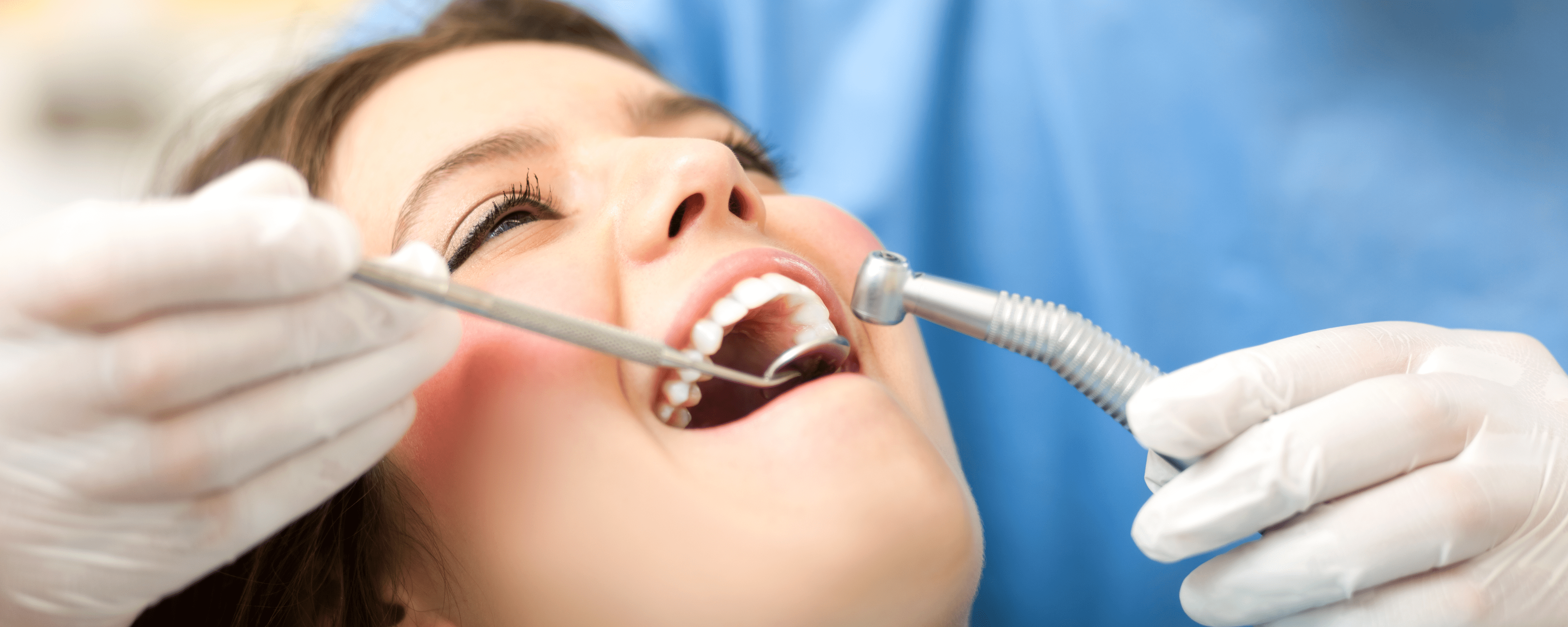 دکتر ادیب: عوارض و معایب ایمپلنت دندان کدامند؟