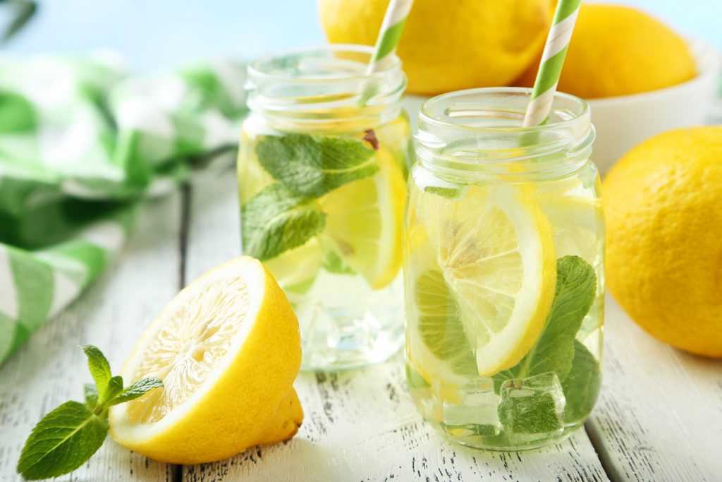 7 راه که بدن شما از آب و لیمو فایده می برد
