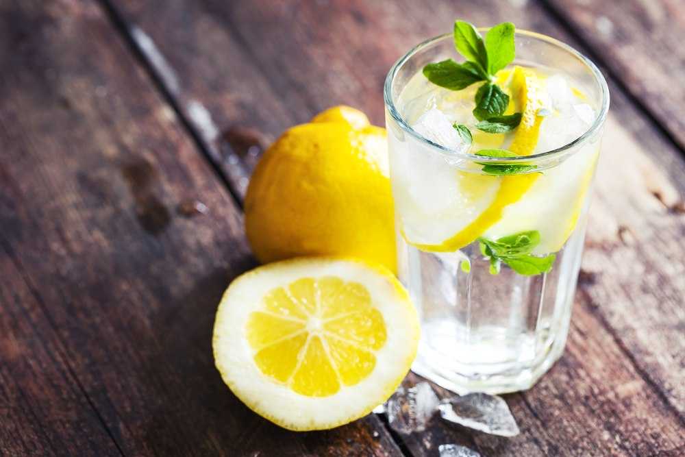 7 راه که بدن شما از آب و لیمو فایده می برد