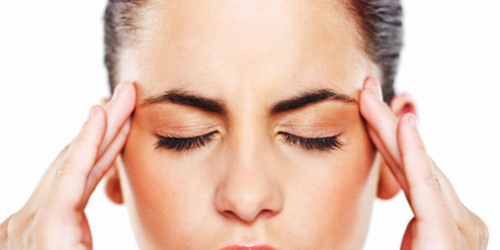 بررسی انواع سردرد ها و روش هایی برای تسکین آن