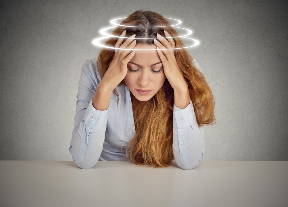 8 علت غش کردن و احساس سبکی در سر