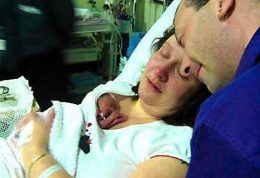داستان شگفت انگیزی از عشق مادر به نوزادش