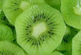 میوه هایی که از ورود ویروس به بدنتان جلوگیری می کنند
