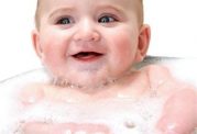  پوست نوزاد را با چه صابونی بشوئیم