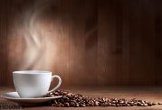 خطر بیماری های لثه را با قهوه از خود دور کنید