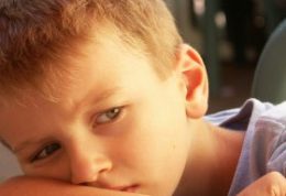 برخورد با کودک مبتلا به ناراحتی عصبی