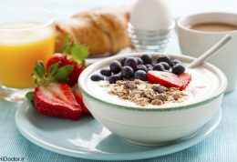 کاهش پرخوری در روز با مصرف صبحانه کامل