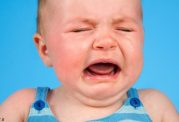 اشک های نوزاد خبر از چه می دهند؟