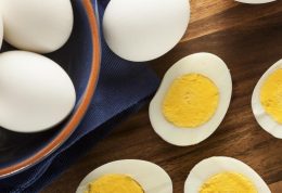 مقدار پروتئین موجود در یک عدد تخم مرغ