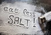 آیا استفاده از نمک سبب بوجود آمدن  سردرد می‌شود؟
