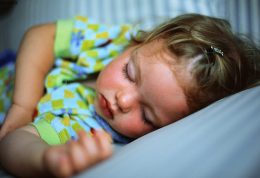 رفع اختلالات مربوط به خواب کودکان