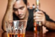 علاقه شدید به مصرف الکل در بین جوانان