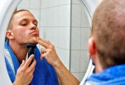 کاهش التهاب پوست صورت و گردن برای آقایان