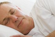 دلایل کم شدن خواب افراد مسن