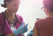 واکسیناسیون مادران در دوران حاملگی