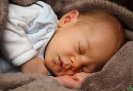 بررسی اختلالات رایج در نوزادان تازه متولد شده