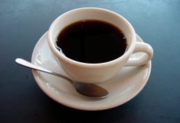 نوشیدن قهوه و تاثیرات مختلف آن بر بدن