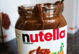 لطفاً شکلات صبحانه نوتلا (Nutella) نخورید!