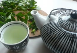 چای جعفری بهترین راه حل برای درمان تورم پا