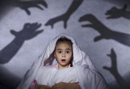 رفع ترس خردسالان از تاریکی