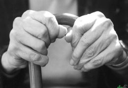 مشکلات مفصلی و درد پا در سالمندان