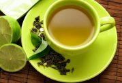 تاثیراتی که بعد از خوردن چای سبز در بدن اتفاق می افتد