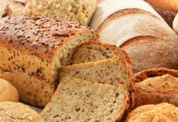 چگونه حساسیت بدن به گلوتن موجود در نان را تشخیص دهیم