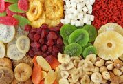 مزایای مختلف مصرف میوه خشک